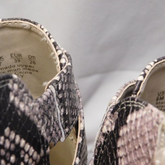 Fergalicious Kelsey Ankle Boot Snake Design - Picture 6 of 6